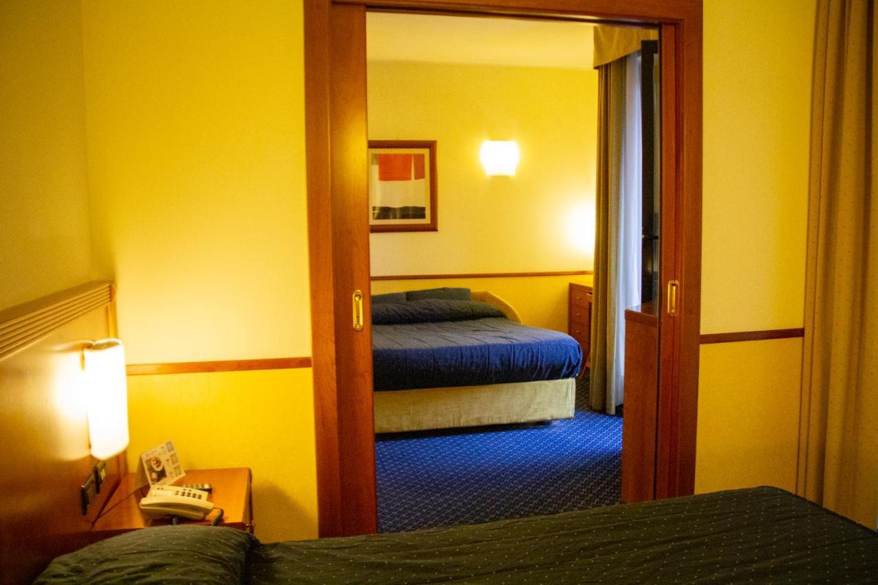 Pacific Hotel Fortino Torino Esterno foto