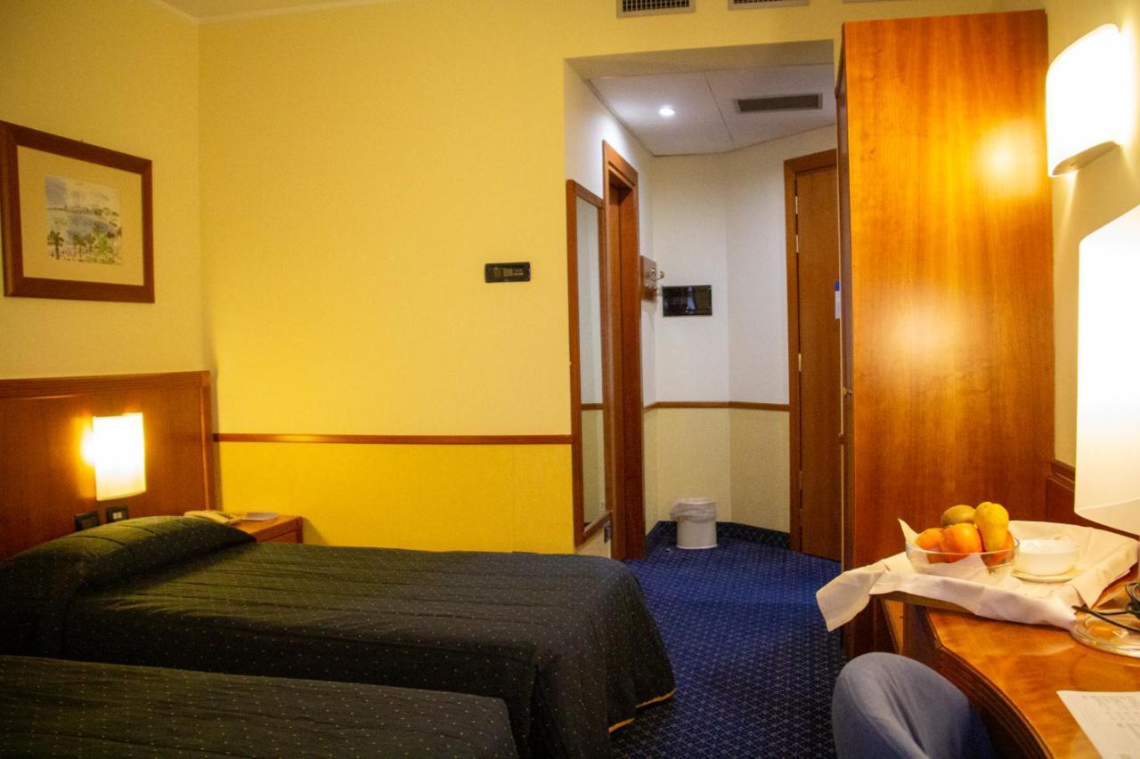 Pacific Hotel Fortino Torino Esterno foto