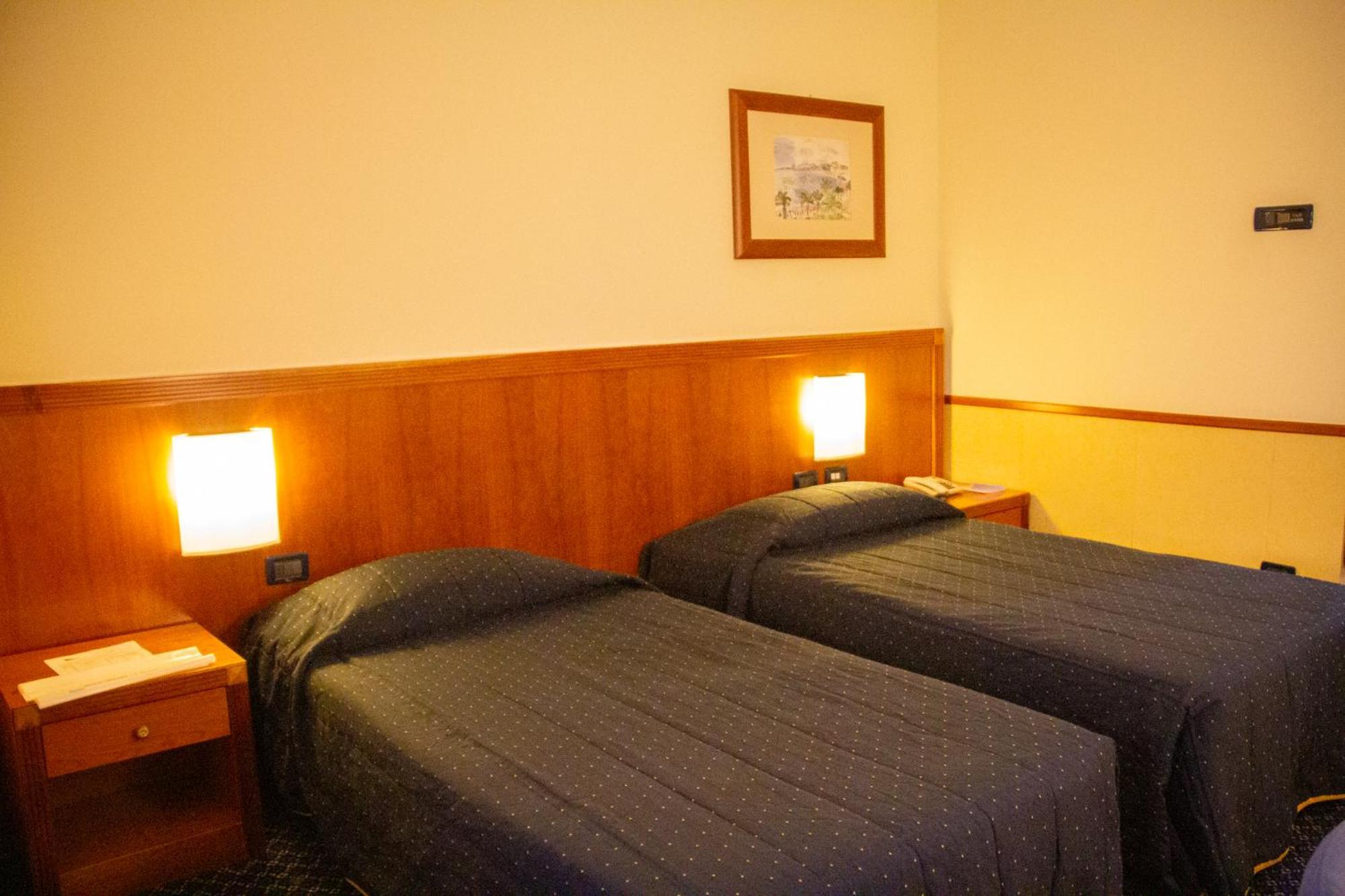 Pacific Hotel Fortino Torino Esterno foto